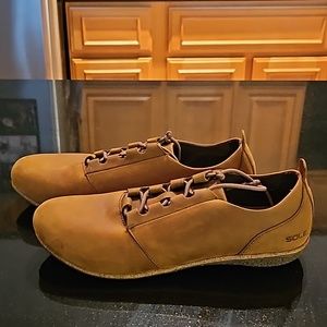 Sole Recork Shoes - men's size 8 - light brown